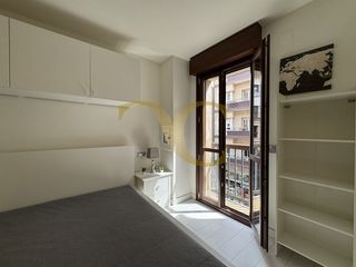 Affitto Appartamento  Calle libertad. Precioso estudio en alquiler en plena calle corrida