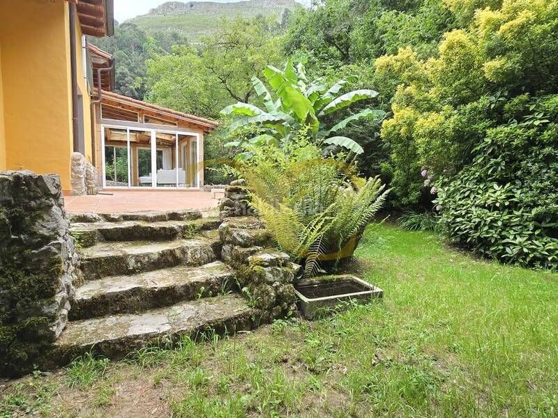 Foto 6495f384-22ea-45b8-805a-a1f550b2c899. Casa amb calefacció aparcament a Vibaña-Ardisana-Caldueño Llanes