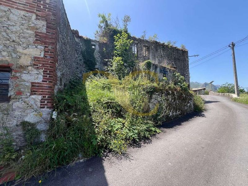 Foto a7860ef4-2ccf-4119-8b75-47c4a7aa7bfa. Casa adossada a Cué-San Roque-Andrín Llanes