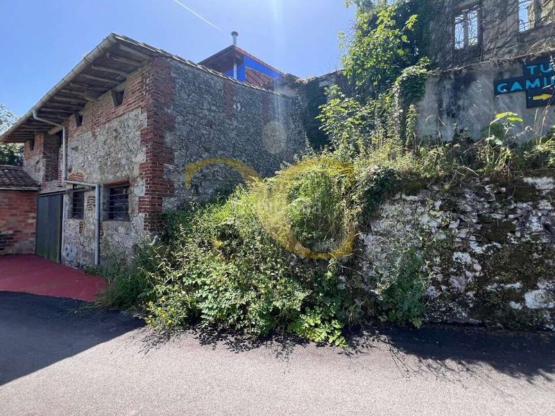 Foto e26cac96-f4f4-412f-adf3-3dc745b7280c. Casa adossada a Cué-San Roque-Andrín Llanes