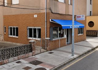 Locale commerciale  Calle celso amieva 20. Exclusiva local en venta en llanes  amplio espacio con gran sóta