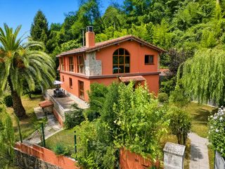 Chalet  Barrio vega forcinas. Espectacular chalet en forcinas, pravia.