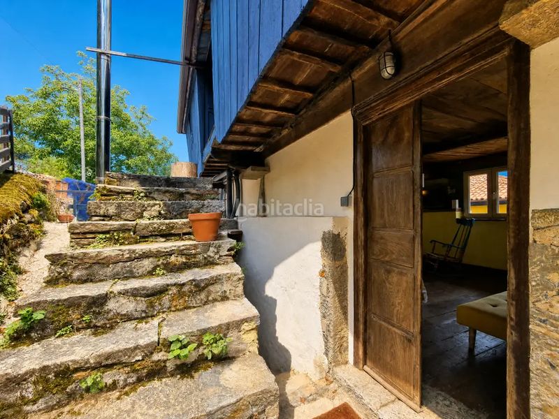 Foto 16130c06-c306-4187-8142-0cb43224159f. Casa amb calefacció a Pravia