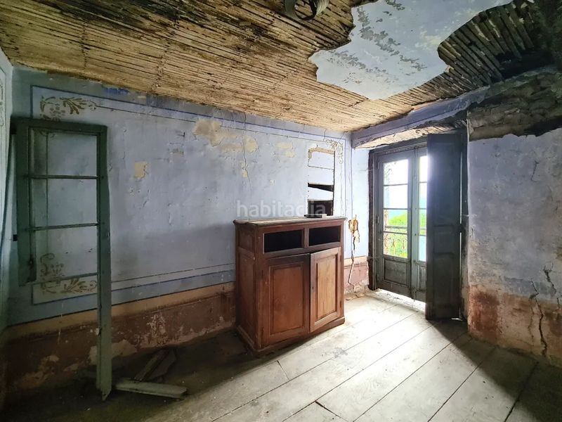 Foto 44743b37-834a-4eb2-8911-2390626736c6. Casa amb calefacció a Pravia