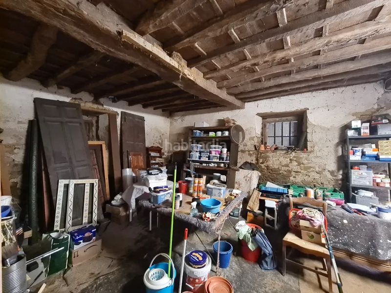 Foto c19e1a63-08b0-4ba9-bf26-2c5fe5f0e4bd. Casa amb calefacció a Pravia