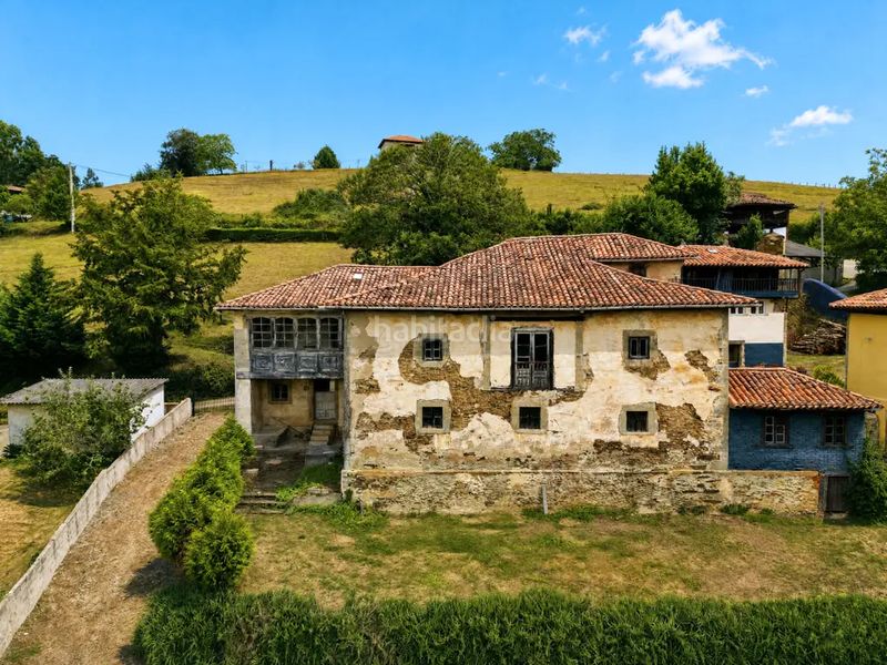 Foto d0886154-33ab-46b6-a60c-334f6f76114a. Casa amb calefacció a Pravia