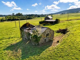 Casa  La caridad - sueiro. Cabaña para reformar con gran finca en la caridad.