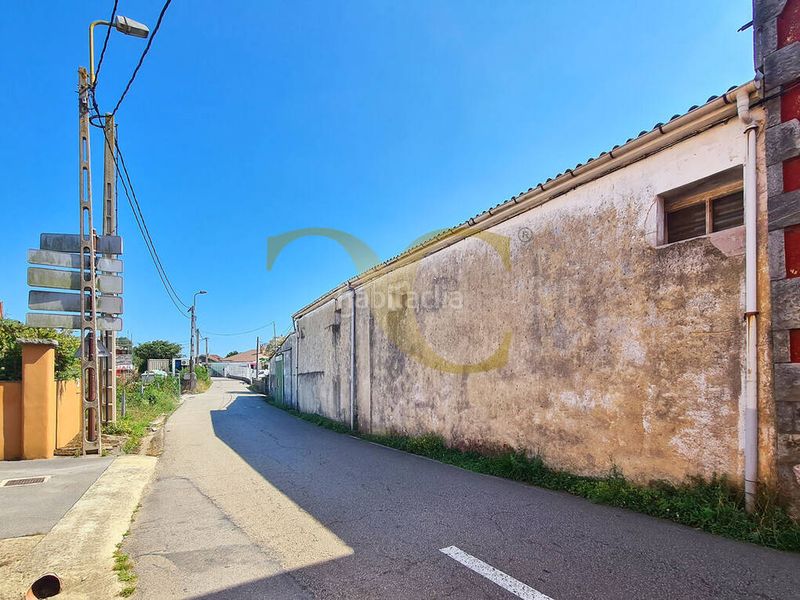 Foto 2112f028-2051-41aa-b2ad-d6285cfb9e0a. Casa amb calefacció aparcament a El Carbayedo - El Quirinal Avilés