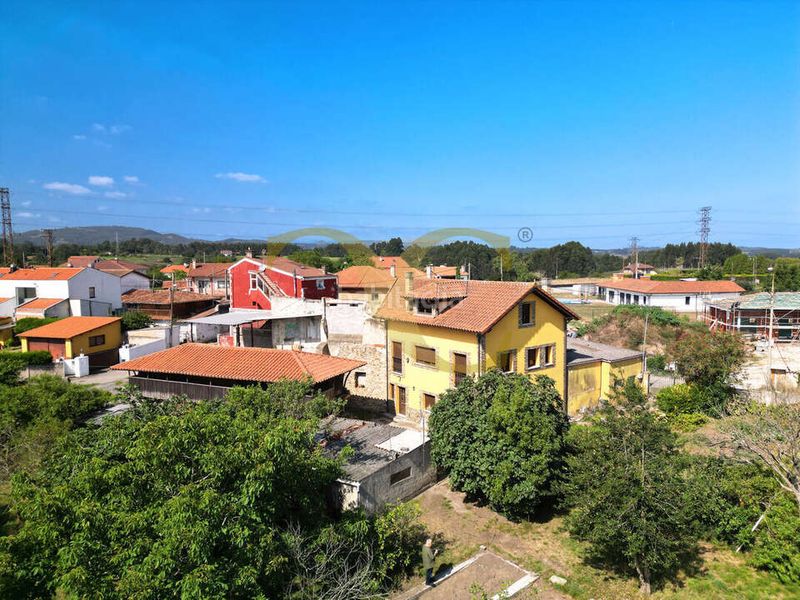 Foto 5e59c222-da0c-4ee6-a93e-9e68110e5205. Casa amb calefacció aparcament a El Carbayedo - El Quirinal Avilés
