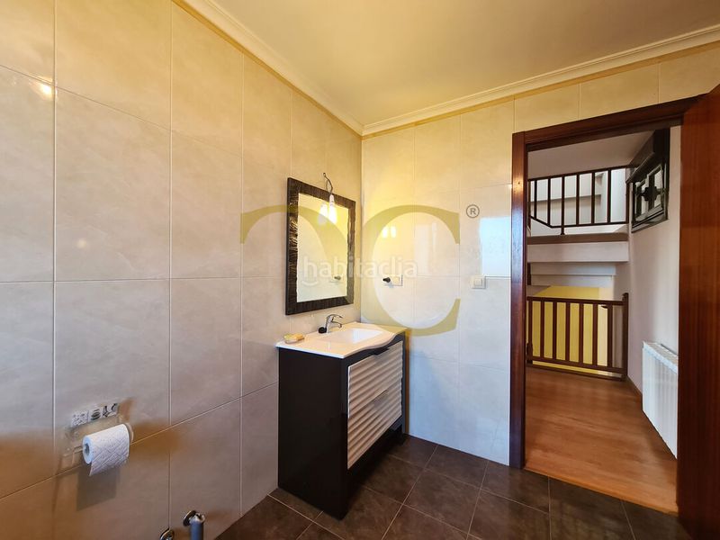 Foto a6a27e69-7e27-4cbe-82fb-5c6c671091b7. Casa amb calefacció aparcament a El Carbayedo - El Quirinal Avilés
