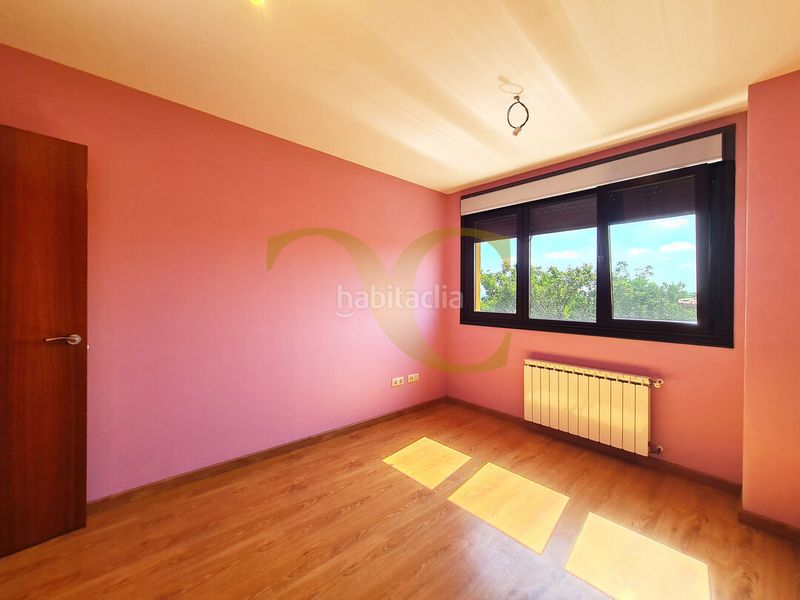 Foto b67a6cc7-6c75-4d28-90c6-ba3ecfede29e. Casa amb calefacció aparcament a El Carbayedo - El Quirinal Avilés