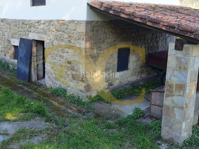 Foto 24c7c0f5-8d42-4dbb-bc13-ca66927f0cd7. Casa amb aparcament a Vidiago-Pendueles-Tresgrandras Llanes