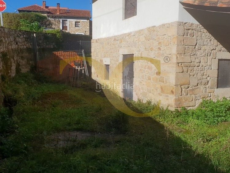 Foto a28379b4-fdfc-455f-9a5e-98c38270ed9f. Casa amb aparcament a Vidiago-Pendueles-Tresgrandras Llanes