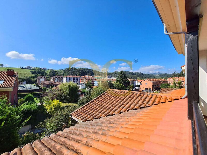 Foto 3cf60ddd-fa83-454d-b3c9-17508196c64a. Casa adosada adosado en sellamar, junto a santa marina, con terraza y garaje. en Ribadesella