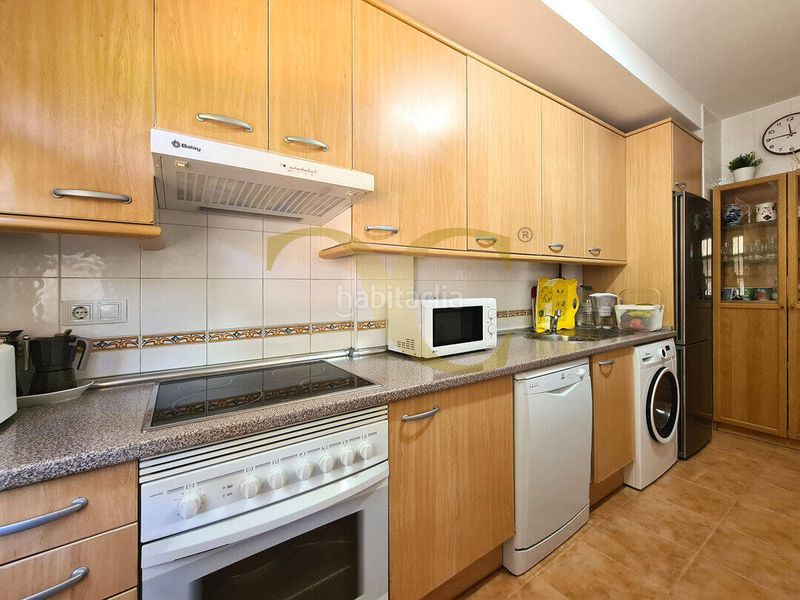 Foto 6c856ea7-5782-42f3-b352-835326333559. Casa adosada adosado en sellamar, junto a santa marina, con terraza y garaje. en Ribadesella