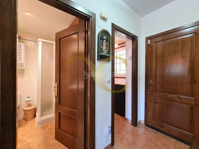 Foto 709af928-db18-4006-9082-42d1ea909112. Casa adosada adosado en sellamar, junto a santa marina, con terraza y garaje. en Ribadesella