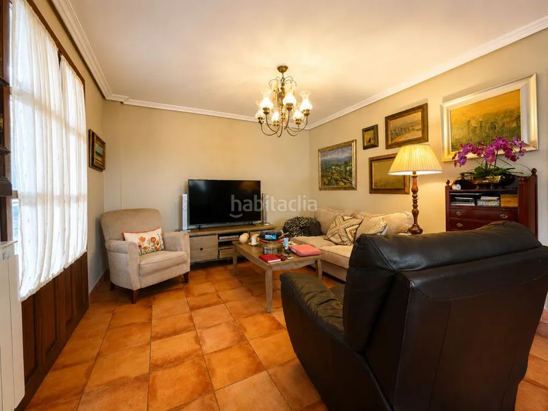 Foto 38ec3312-bd62-4e4f-818c-3f417c4ee8d5. Casa amb calefacció aparcament a Ribadedeva