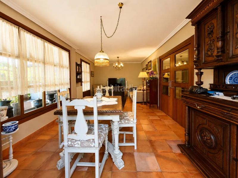 Foto 5418b232-58d7-4969-a5e6-6a6bd89b6940. Casa amb calefacció aparcament a Ribadedeva
