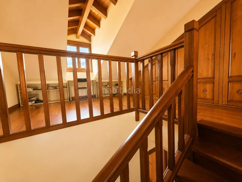 Foto f1777df0-e974-451f-83d5-f8387e9f5550. Casa amb calefacció aparcament a Ribadedeva