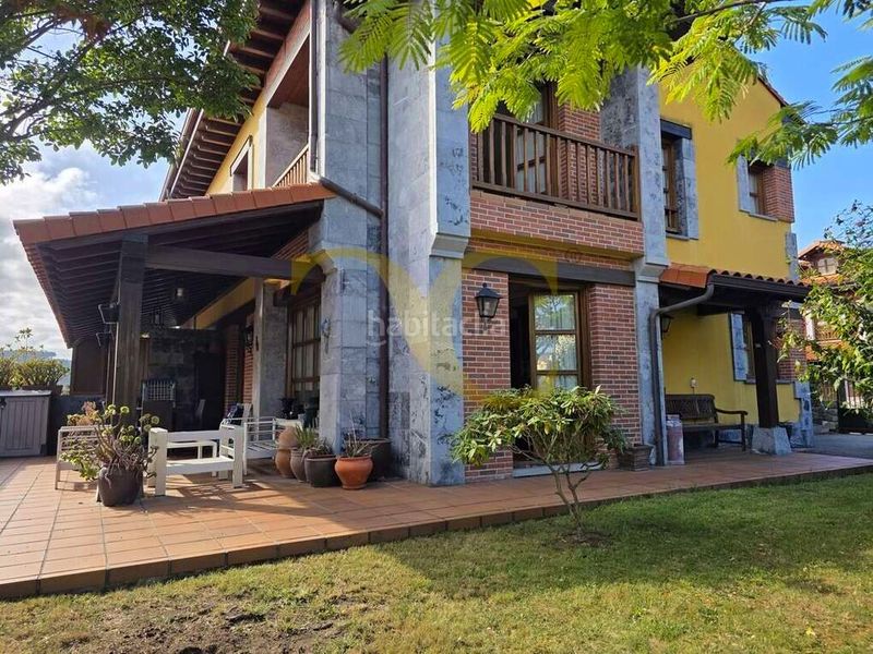 Foto fba6b089-7714-4b59-95ed-6647161adc77. Casa amb calefacció aparcament a Ribadedeva