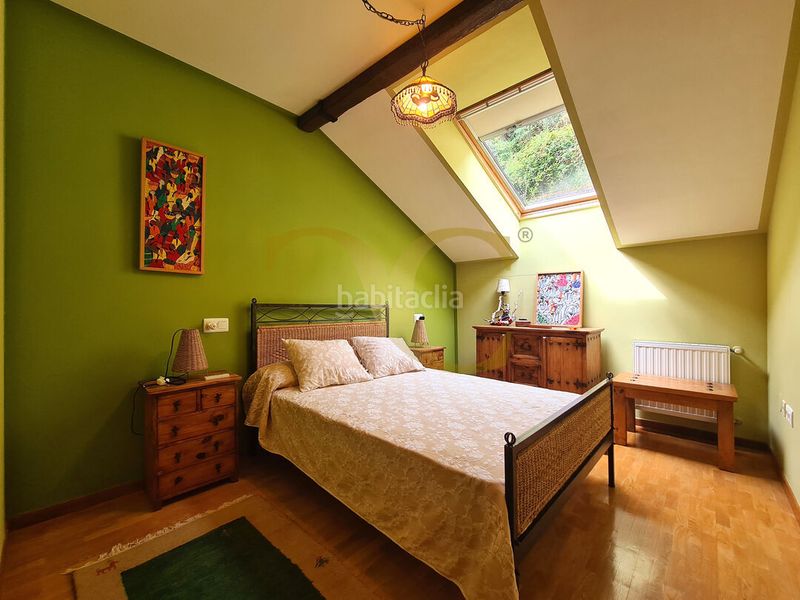 Foto 1ca90250-47aa-4773-a134-f6b827e4f3fd. Casa adosada adosado en sellamar, junto a santa marina, con terraza y garaje. en Ribadesella