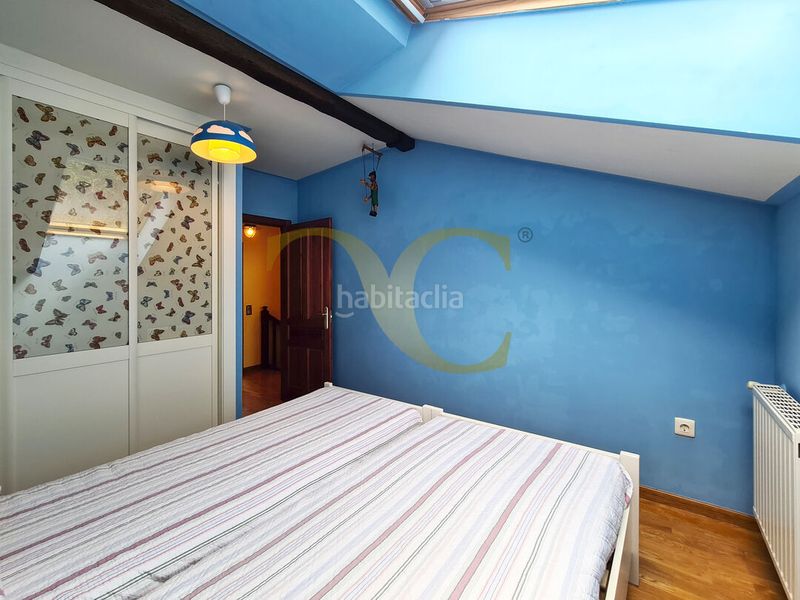 Foto 4df71ed3-9cc1-4397-80fd-113a797623cb. Casa adosada adosado en sellamar, junto a santa marina, con terraza y garaje. en Ribadesella