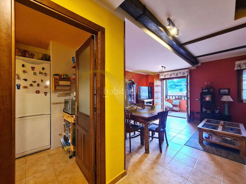 Foto bcff9b7e-388d-43fb-bb54-41dfff6787d9. Casa adosada adosado en sellamar, junto a santa marina, con terraza y garaje. en Ribadesella