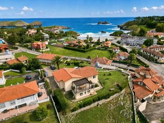 Xalet a Celoriu 164. Exclusiva una propiedad única con vistas panorámicas al mar y a