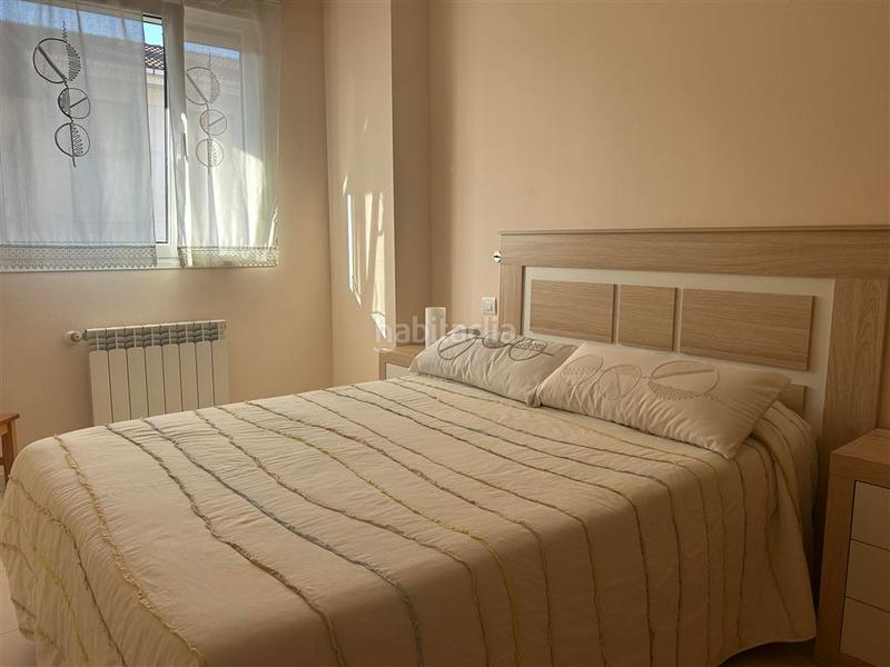 Foto 7f3bccc9-b261-4cbc-abaa-c5b34c9c09dd. Alquiler piso en calle pérez galdós 1-a alquiler residencial piso 1 dormitorio con terraza en Val de San Vicente