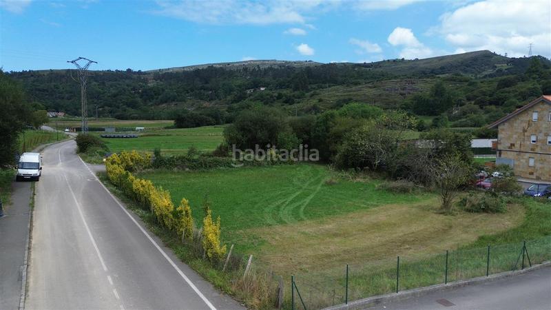 Foto b0434c9f-3818-4faa-8fe7-f8d0de076a0c. Terreno residencial en barrio el llano 5b en Udías