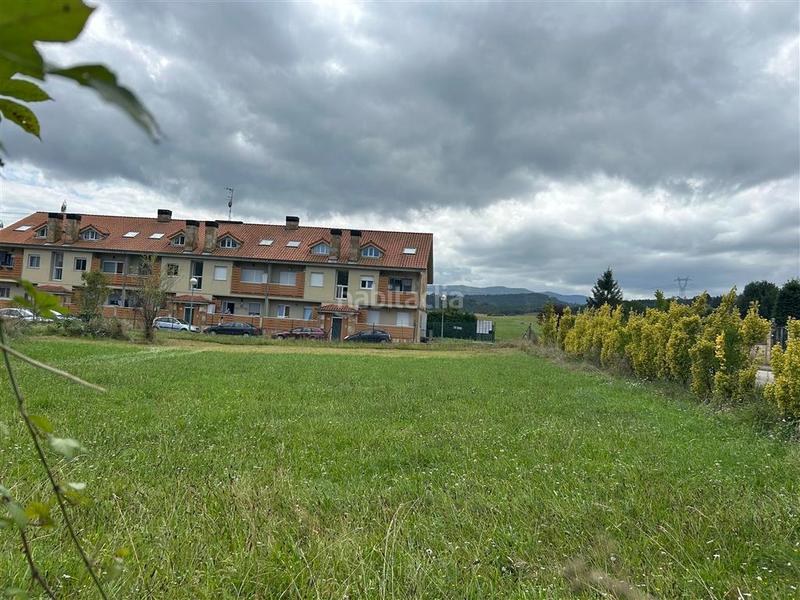 Foto b58be0ca-ec73-42b9-9bd5-43ac1125403c. Terreno residencial en barrio el llano 5b en Udías