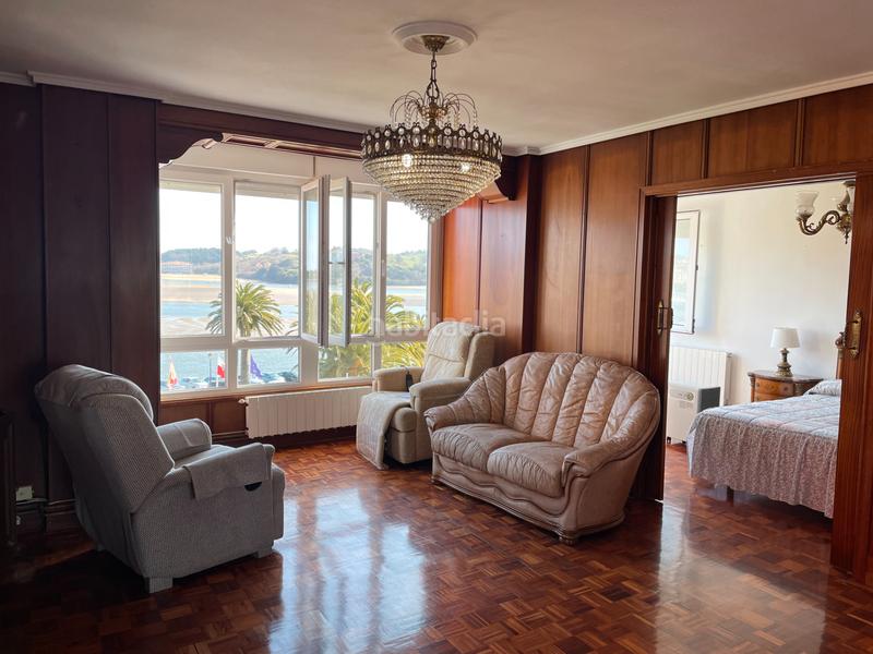 Foto 2fba8d02-ff3e-49c3-b66f-f8e4db250a03. Piso en travesía juan de herrera 4 piso con vistas únicas en el centro de la villa en San Vicente de la Barquera