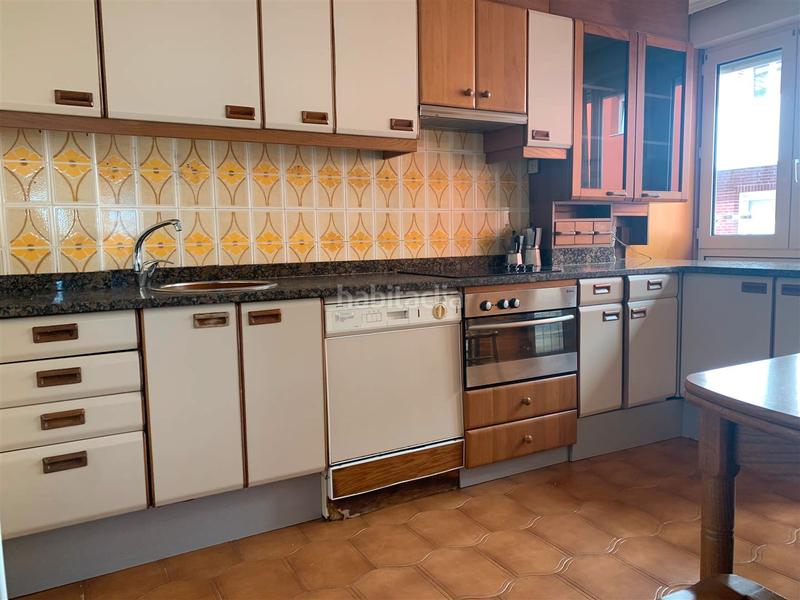 Foto b1a55d68-dde4-471d-b6fc-9cf425fa28b5. Piso en travesía juan de herrera 4 piso con vistas únicas en el centro de la villa en San Vicente de la Barquera