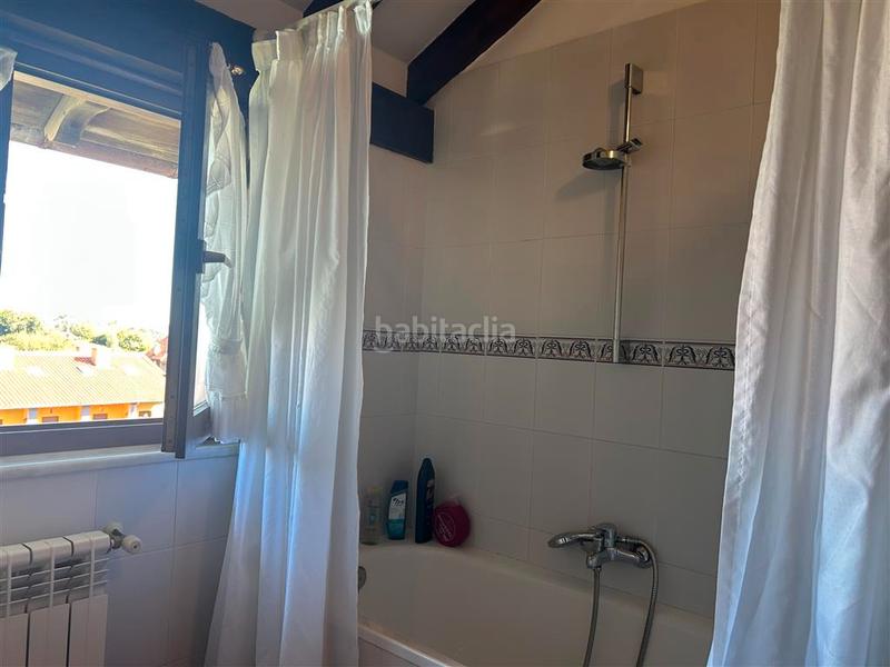 Foto 587d3f74-5a75-4022-96e4-f4abca676206. Casa pareada en barrio arco 29 casa pareada junto a la palya en Val de San Vicente