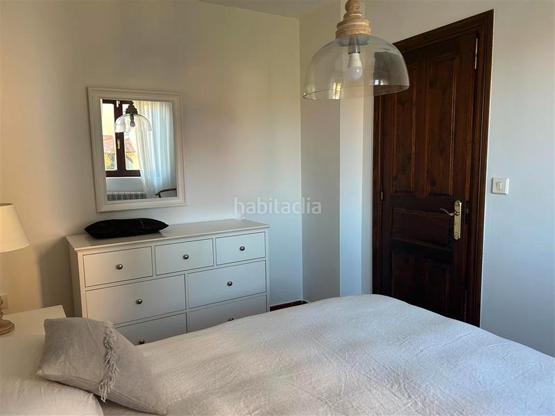 Foto 64aca8da-c882-4d1f-97d2-e8a12ea8c56f. Casa pareada en barrio arco 29 casa pareada junto a la palya en Val de San Vicente