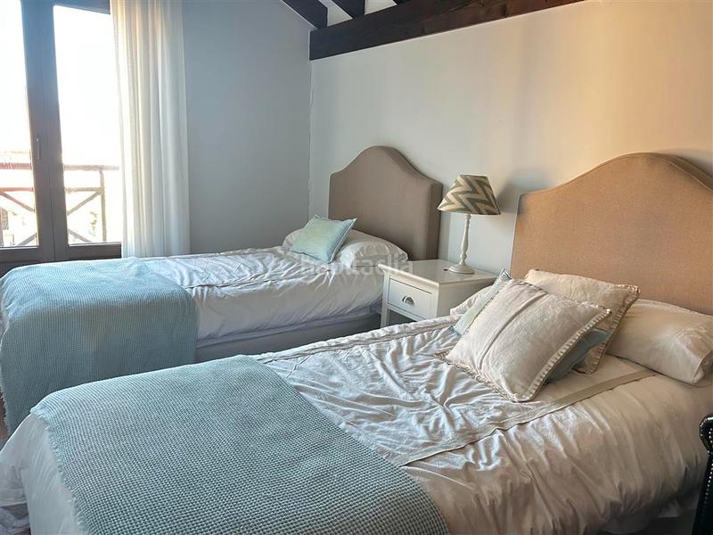 Foto 8034fd8c-1fbb-4ca7-9b53-31a00d0b1e4c. Casa pareada en barrio arco 29 casa pareada junto a la palya en Val de San Vicente