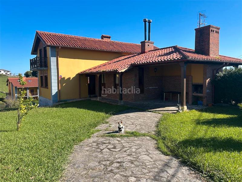 Foto b909806e-c9de-4b10-b166-d29cdb085951. Casa pareada en barrio arco 29 casa pareada junto a la palya en Val de San Vicente