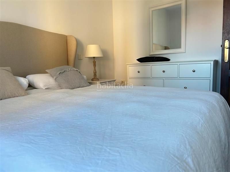 Foto cc6819b3-ddad-4209-b092-85580b09b56a. Casa pareada en barrio arco 29 casa pareada junto a la palya en Val de San Vicente