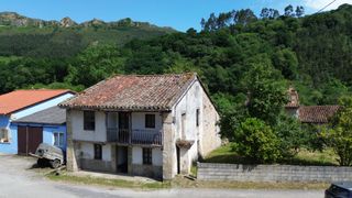 Casa aparellada  Ca-846 31. Casa montañesa