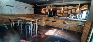 Location Local commercial à Ariznabarra. Barpub para todo el dianoche con licencia y gran afluencia de ge