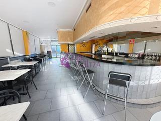 Local Comercial a Abadiño. Bar en matiena  con licencia activa, ideal para arrancar ya!! un
