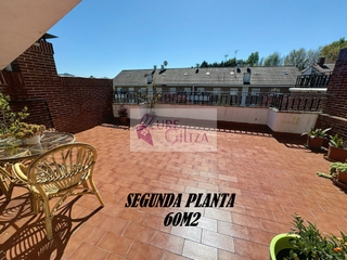 Casa adossada a Berriz. Espectacular adosado de 3 plantas y 2 sotanos.