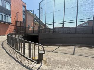 Aparcament cotxe a Durango. Plaza de parking es jesuitas