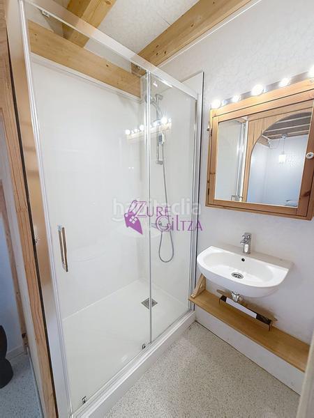 Foto c1d38a3b-c99e-4a9e-bd57-5e33af7d1c4a. Apartament a Amorebieta - Etxano