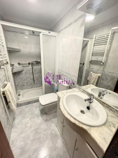 Foto 0ccf300f-a461-4cb8-b75d-72dcf9905769. Piso amplio piso , 95 m, 2 aseos, calefacción individual, amueblado y con patio privado. ideal para tu nueva vida! en Durango