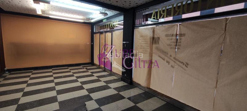 Foto 81fbecf0-4206-4038-853c-650d50203e77. Lloguer local comercial a Durango