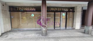 Location Local commercial à Durango. Amplio local comercial en durango, 220m, 5 estancias, 2 aseos y