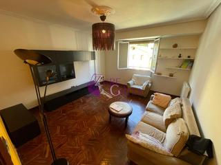 Pis a Eibar. Piso céntrico en eibar, ubitxa. con ascensor, balcón, 2 habitaci