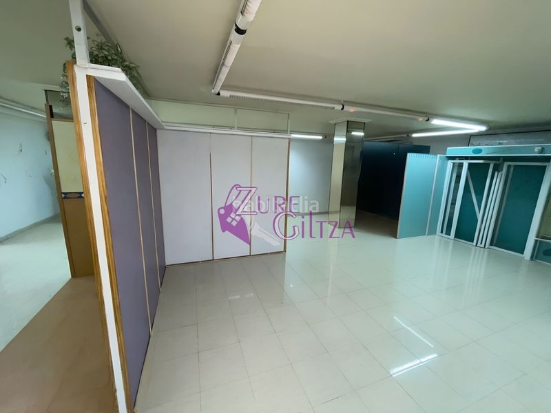 Foto e90add17-7f7c-4a24-8dde-e2793eafa0eb. Lloguer local comercial a Durango