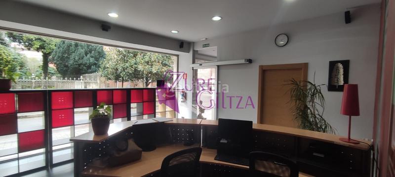 Foto 7d40b619-bb0f-431d-ab41-ea2146ddddb1. Lloguer local comercial a Durango